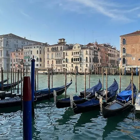 Salute-accademia Appartement *