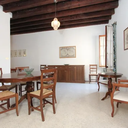 Appartement Salute-accademia *