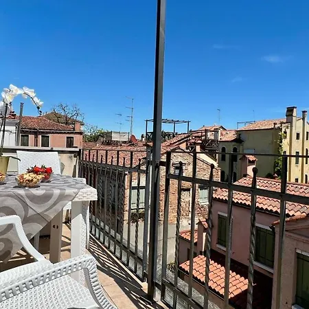 Salute-accademia Appartement *
