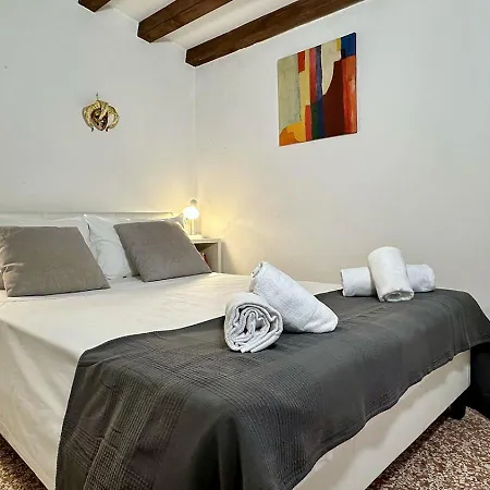 Appartement Salute-accademia *