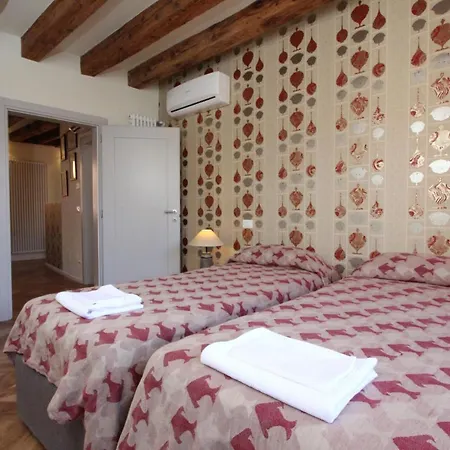 Salute-accademia Apartment Venice