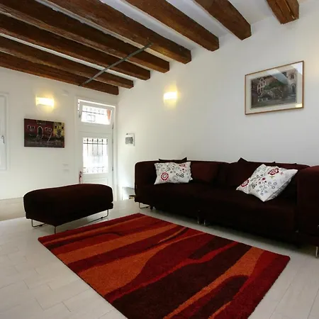 Salute-accademia Apartment Venice