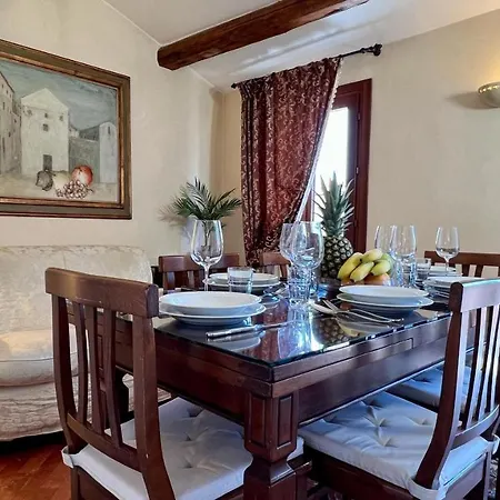 Salute-accademia Apartament