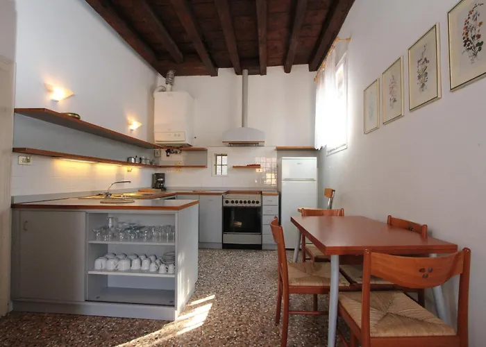 아파트 Salute-accademia