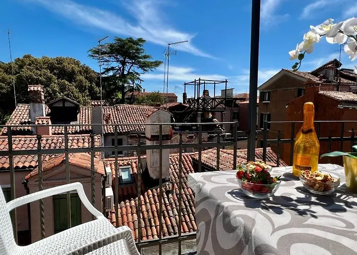 Salute-accademia 아파트 *