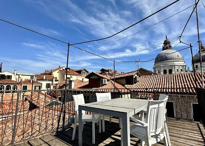 Salute-accademia 아파트